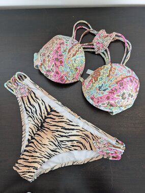 RARE VS Very Sexy Mixed Print PUSH-UP Set | Braided Back | 32C / S